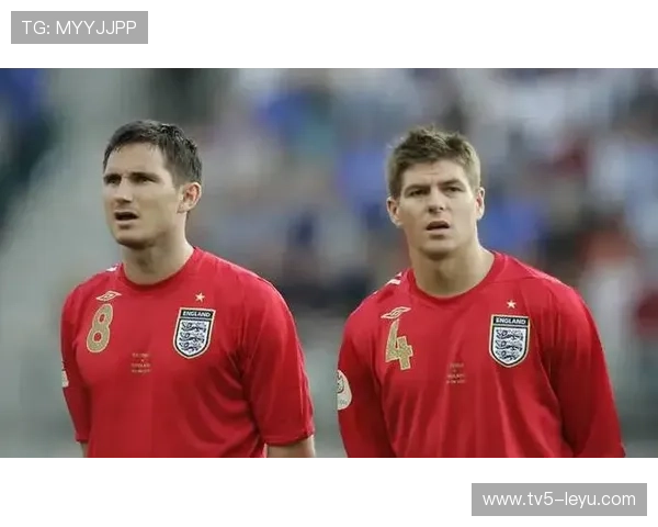 为何兰帕德与杰拉德这对传奇中场，在国家队总没法兼容？